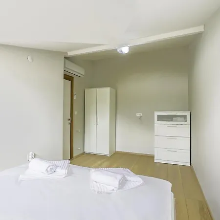 Modern Flat W Balcony 5 Min To Beach In Kemer דירה