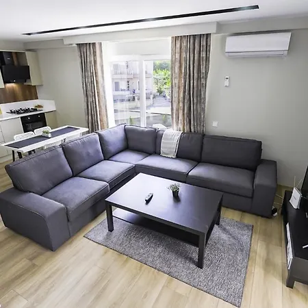 Modern Flat W Balcony 5 Min To Beach In Kemer אנטליה