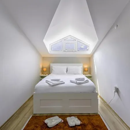 Modern Flat W Balcony 5 Min To Beach In Kemer Apartamento *